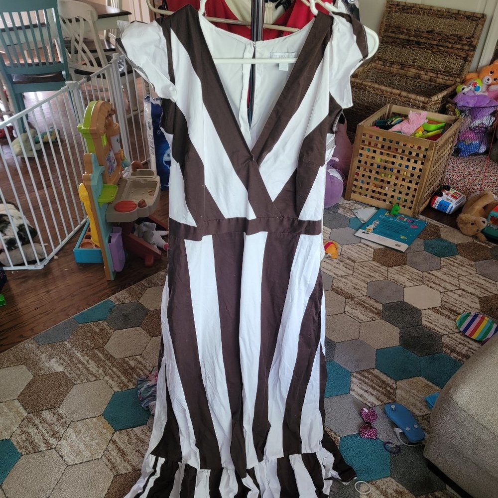 Striped Backless Maxi Dress